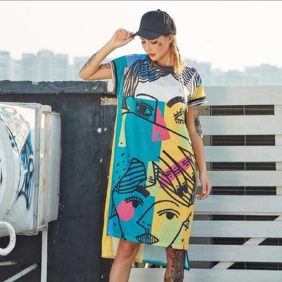 COPY - Women’s Graphic Shirt dress! New!! - Picture 1 of 2